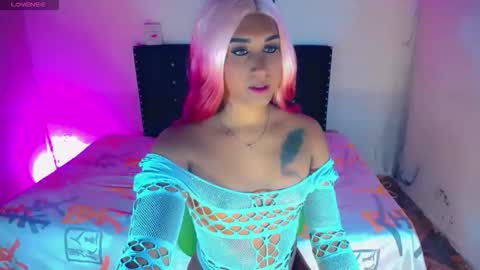 Snapshot of alondragill_ chatting on 05-12-26, 03:14 alondragill_ online show from 05-12-26, 03:14