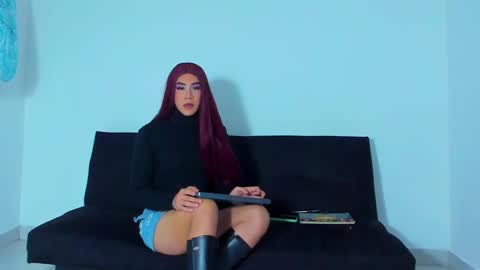 Hazel Bowie online show from 03-09-25, 02:29