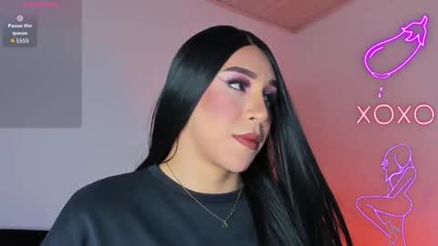 Hazel Bowie online show from 10-13-25, 02:22