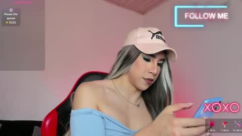 Hazel Bowie online show from 02-12-26, 09:54