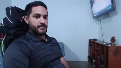 Snapshot of alonxoo chatting on 09-09-25, 12:10 alonxoo online show from 09-09-25, 12:10