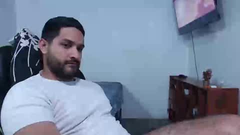 Snapshot of alonxoo chatting on 09-11-25, 12:00 alonxoo online show from 09-11-25, 12:00