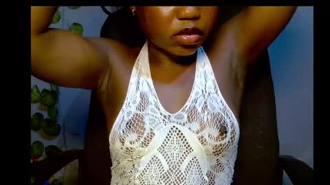 Snapshot of alosexy_bae chatting on 07-19-26, 12:25 alo online show from 07-19-26, 12:25