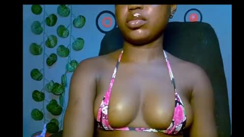Snapshot of alosexy_bae chatting on 07-30-26, 01:37 alo online show from 07-30-26, 01:37