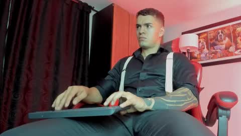 alpha_dominus_ online show from 02-10-26, 05:22