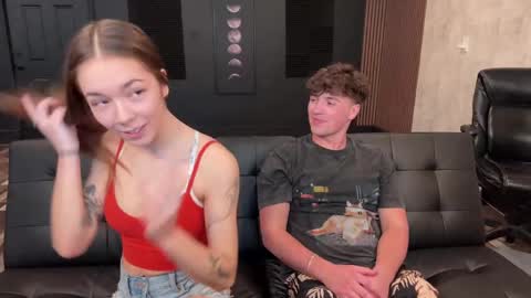 Luke and Maddie online show from 04-10-26, 11:53