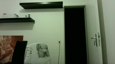 Snapshot of alphah_hunk chatting on 09-28-25, 09:31 alphah_hunk online show from 09-28-25, 09:31