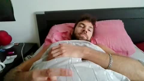 Snapshot of alphah_hunk chatting on 10-26-25, 08:42 alphah_hunk online show from 10-26-25, 08:42