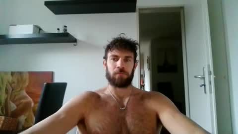 Snapshot of alphah_hunk chatting on 10-27-25, 02:54 alphah_hunk online show from 10-27-25, 02:54