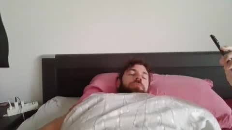 Snapshot of alphah_hunk chatting on 10-29-25, 07:43 alphah_hunk online show from 10-29-25, 07:43