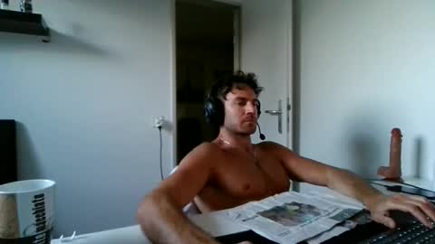 alphah_hunk online show from 04-29-26, 06:25