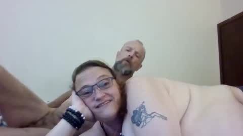 alphaluna709 online show from 11-04-25, 04:17