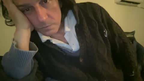 Snapshot of alphandre chatting on 02-20-25, 06:13 AlphAndre online show from 02-20-25, 06:13