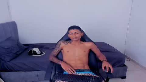alphas_latins online show from 04-29-26, 11:00