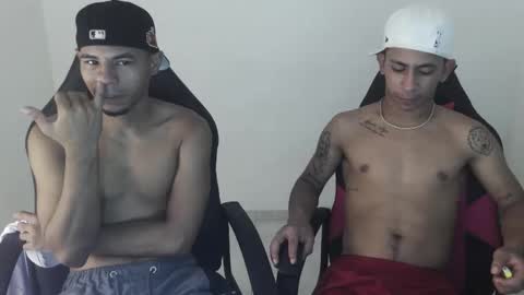 Snapshot of alphas_latins chatting on 05-06-26, 06:57 alphas_latins online show from 05-06-26, 06:57