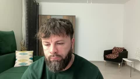 Jhonny online show from 01-27-25, 03:58