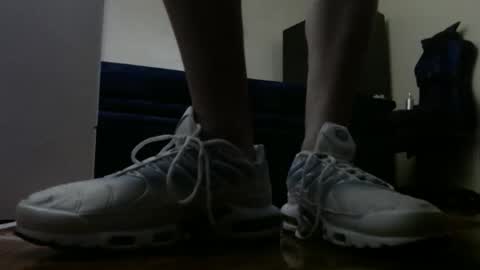 Snapshot of alphaswitchard chatting on 12-20-25, 11:50 ur god online show from 12-20-25, 11:50