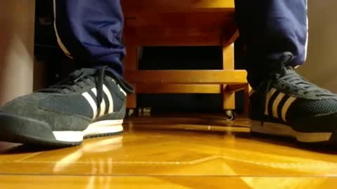 Snapshot of alphaswitchard chatting on 03-29-26, 09:59 ur god online show from 03-29-26, 09:59