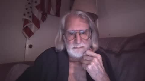 Snapshot of alphauniform chatting on 02-21-26, 03:40 AlphaUniform online show from 02-21-26, 03:40