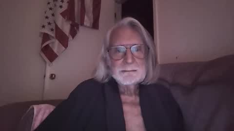 Snapshot of alphauniform chatting on 03-12-26, 12:50 AlphaUniform online show from 03-12-26, 12:50