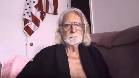 Snapshot of alphauniform chatting on 03-15-26, 05:08 AlphaUniform online show from 03-15-26, 05:08