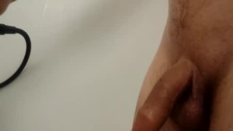 Snapshot of alpinedrifter chatting on 12-04-25, 08:23 alpinedrifter online show from 12-04-25, 08:23