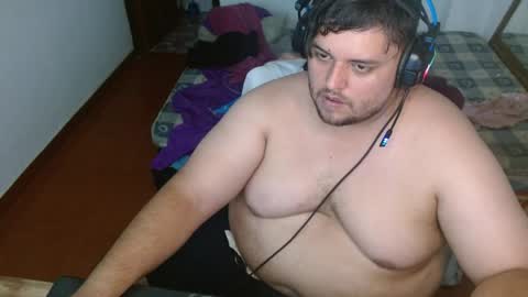 Snapshot of altairstudiosboy chatting on 12-19-24, 02:35 Jhosep online show from 12-19-24, 02:35