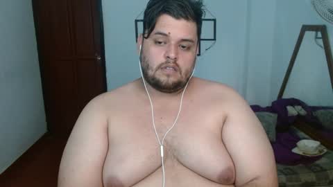 Snapshot of altairstudiosboy chatting on 12-29-24, 09:52 Jhosep online show from 12-29-24, 09:52