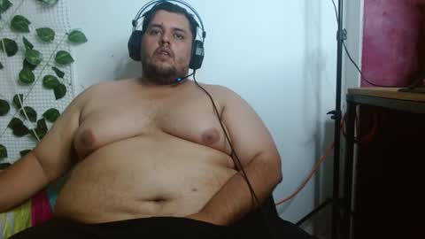 Snapshot of altairstudiosboy chatting on 01-24-25, 02:41 Jhosep online show from 01-24-25, 02:41