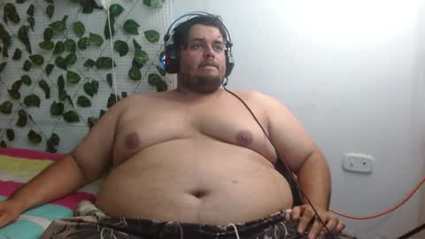 Snapshot of altairstudiosboy chatting on 01-25-25, 01:43 Jhosep online show from 01-25-25, 01:43