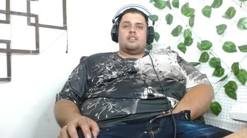 Snapshot of altairstudiosboy chatting on 09-14-25, 12:43 Jhosep online show from 09-14-25, 12:43
