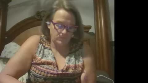 Snapshot of altbbw1 chatting on 06-12-26, 01:26 AltBbw1 online show from 06-12-26, 01:26
