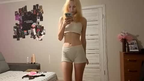 May online show from 11-08-25, 05:01