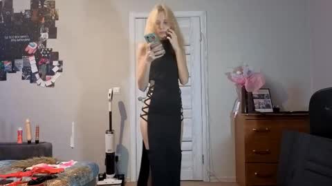 May online show from 11-30-25, 06:12