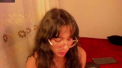. .  online show from 12-13-24, 11:39