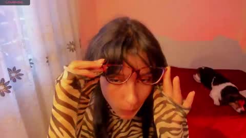 . .  online show from 02-10-25, 11:02