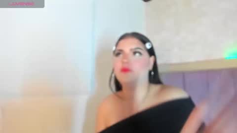 alunnaclarkcm online show from 12-16-25, 12:26