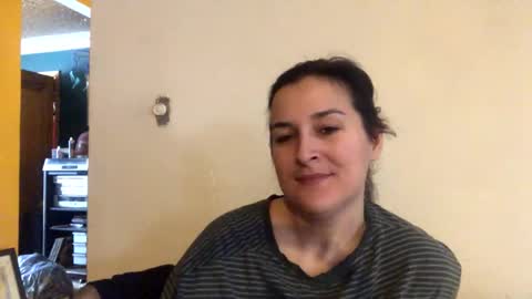 Snapshot of alvie_bones chatting on 02-03-25, 02:45 Alvie online show from 02-03-25, 02:45