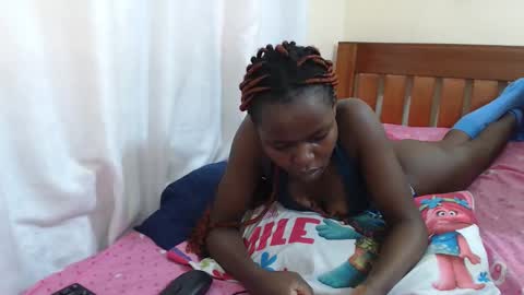 Snapshot of alvine_keji chatting on 04-29-26, 09:24 Alvine keji online show from 04-29-26, 09:24