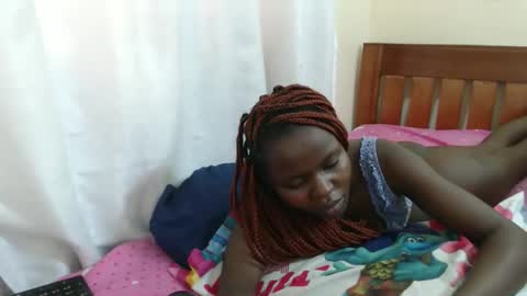 Snapshot of alvine_keji chatting on 05-01-26, 10:42 Alvine keji online show from 05-01-26, 10:42