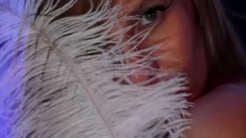 Snapshot of alvuwka chatting on 01-17-26, 08:19 Alvuwka online show from 01-17-26, 08:19