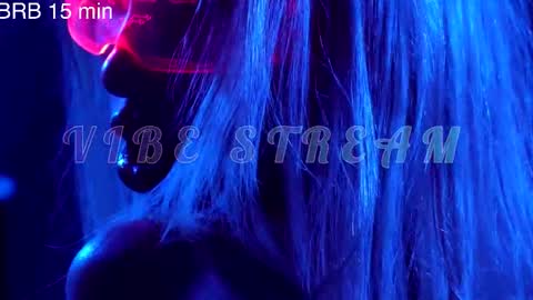 Snapshot of alvuwka chatting on 03-01-26, 10:28 Alvuwka online show from 03-01-26, 10:28