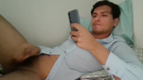 Snapshot of alxs97 chatting on 03-08-25, 06:21 Alexis online show from 03-08-25, 06:21