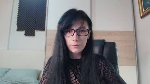Alice online show from 07-04-26, 10:54