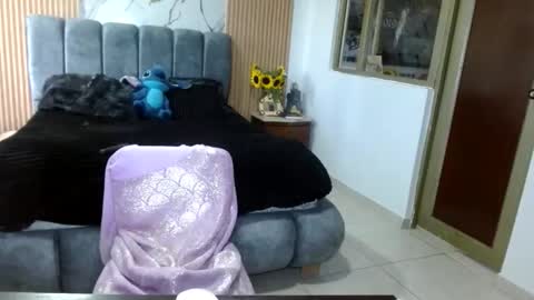 Snapshot of alylatina chatting on 05-24-26, 04:23 alylatina online show from 05-24-26, 04:23