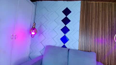 sopie online show from 10-04-25, 07:01