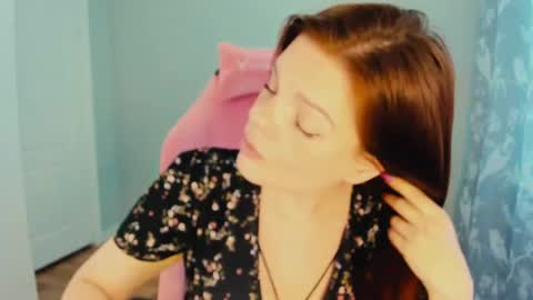 Snapshot of alysanight chatting on 03-07-25, 07:30 Alysa online show from 03-07-25, 07:30