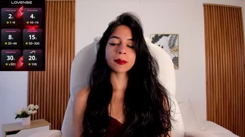 Snapshot of alyssabeauty_ chatting on 05-16-26, 09:13 alyssabeauty_ online show from 05-16-26, 09:13