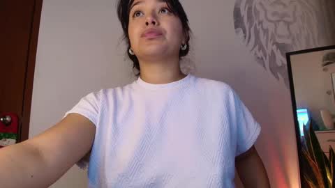 Snapshot of alyssia_wolds_1 chatting on 10-29-25, 03:09 alyssia wolds online show from 10-29-25, 03:09