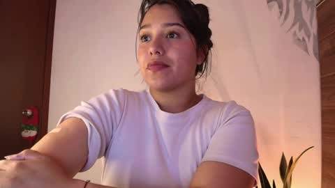 Snapshot of alyssia_wolds_1 chatting on 01-10-26, 02:13 alyssia wolds online show from 01-10-26, 02:13